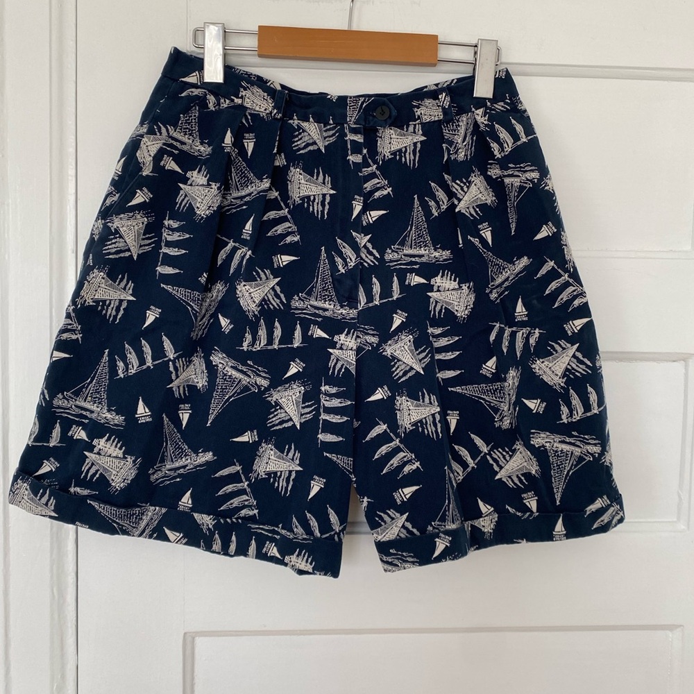 Lauren Ralph Lauren pleated high rise sailboat shorts